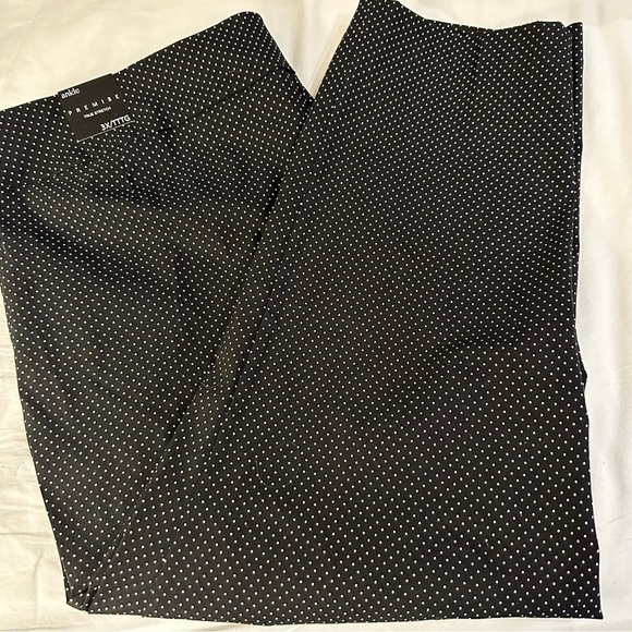 Premise Woman Polka Dot Ankle Pants Plus Size 3X Black Pull-On Tummy Control NWT - Picture 3 of 15